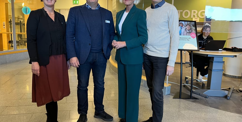 Jennie Forsblom (KD) regionråd, Martin K Andersson, Acko Ankarberg Johansson (KD) sjukvårdsminister och Patrik Stenvard (M) regionråd.