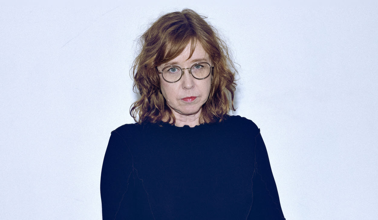 Pressbild på Aase Berg, författare