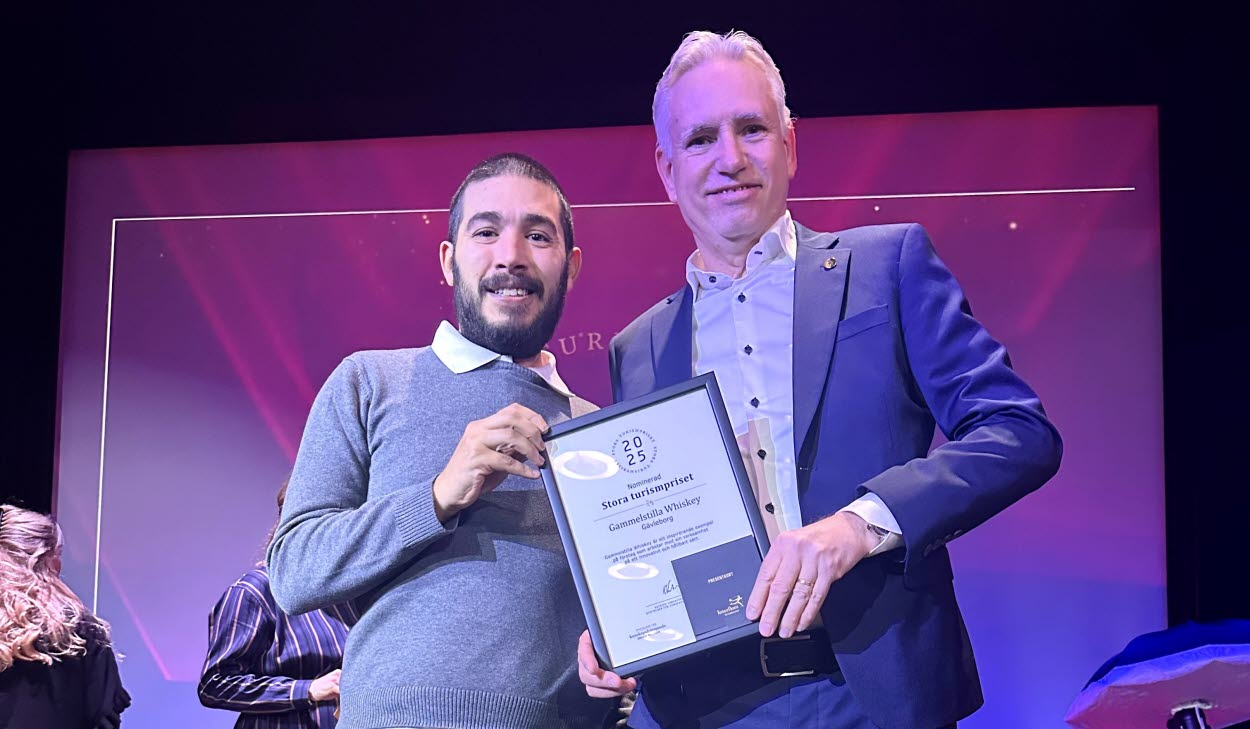 Jürgen Lorenz och Francisco Lozano från  Gammelstilla Whisky  under prisutdelningen av stora turismpriset i Stockholm.
